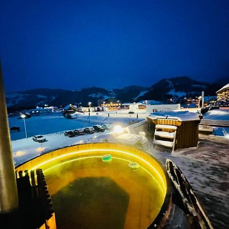 Gradina Mariajelor Hotel Câmpulung Moldovenesc Екстериор снимка