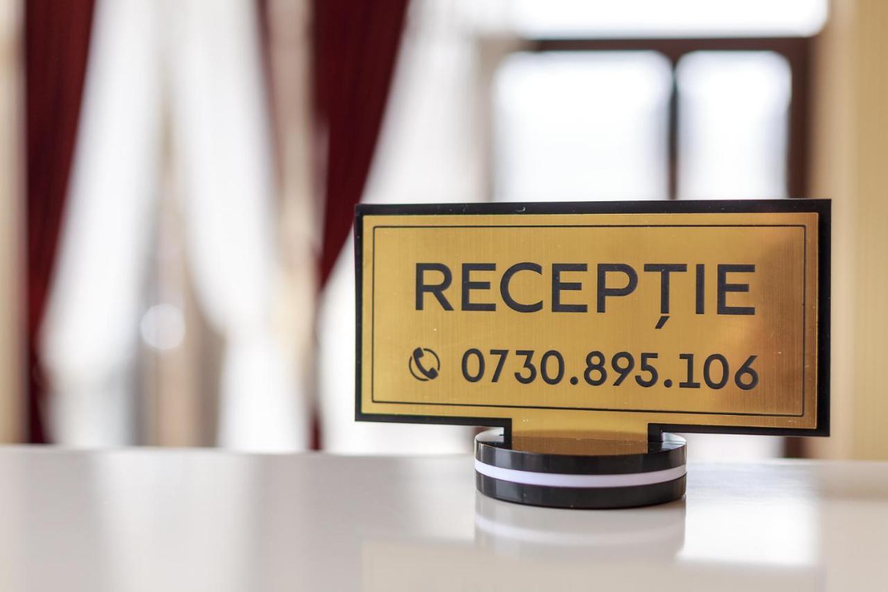 Gradina Mariajelor Hotel Câmpulung Moldovenesc Екстериор снимка