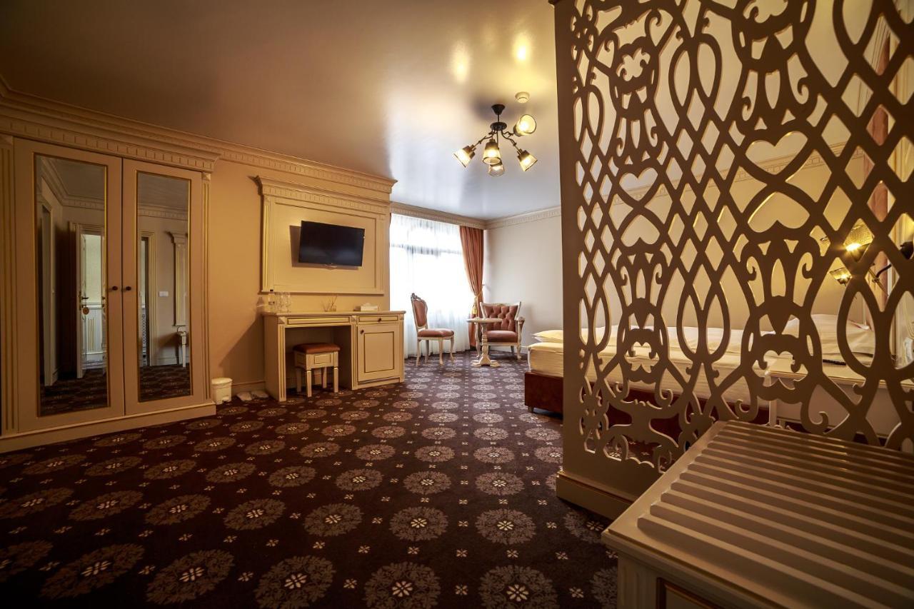 Gradina Mariajelor Hotel Câmpulung Moldovenesc Екстериор снимка