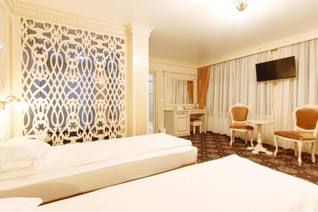Gradina Mariajelor Hotel Câmpulung Moldovenesc Екстериор снимка